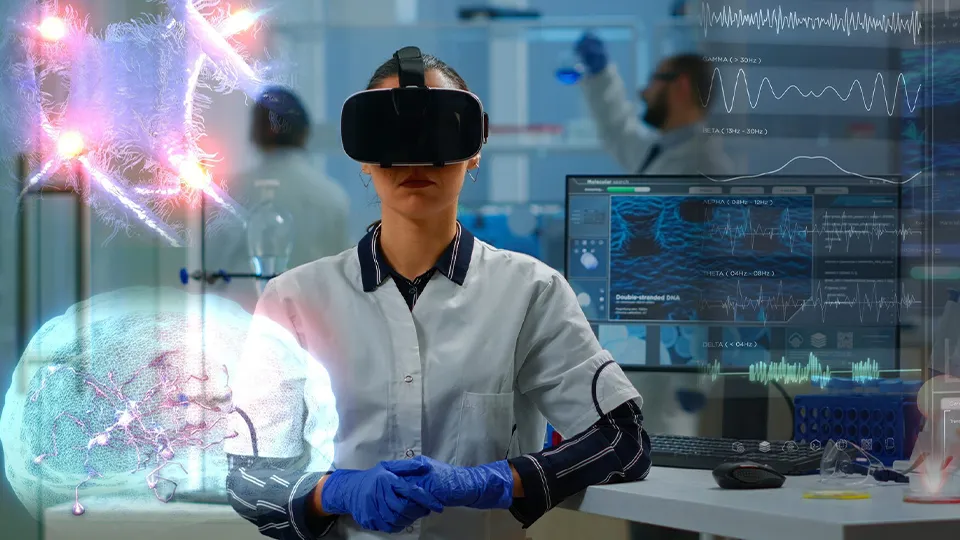 Frau mit VR-Brille in einem Labor